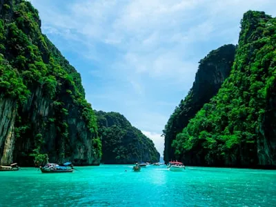 Kolkata ↔ Phuket return from ₹20,579
