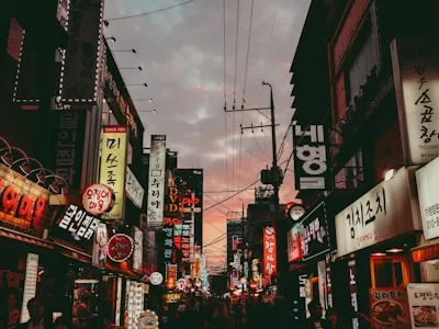 Mumbai ↔ Seoul return from ₹33,422